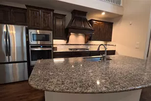 15652 Wild Cherry Ln, Fort Worth, TX 76262 - Photo 3