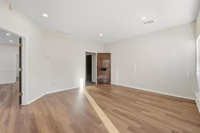 3711 W Green Oaks Boulevard #D, Arlington, TX 76016 - Photo 5
