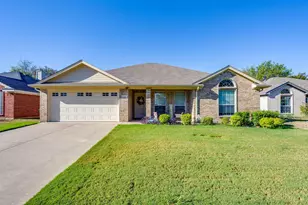 138 Adams Dr, Crowley, TX 76036 - Photo 1