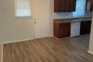 5113 Stagecoach Ln, Garland, TX 75043 - Photo 3