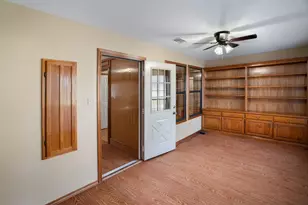 300 E Short St, Leonard, TX 75452 - Photo 17