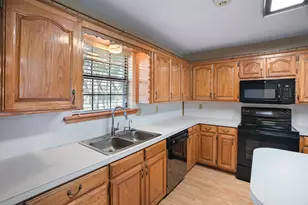 300 E Short St, Leonard, TX 75452 - Photo 13