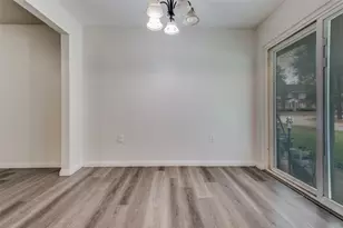 428 N Dallas Ave, Lancaster, TX 75146 - Photo 11