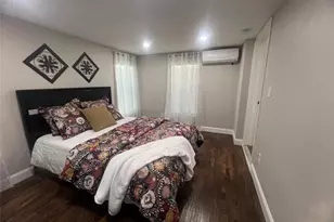1021 E Russell Ave, Carrollton, TX 75006 - Photo 15