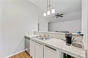 2814 Sherry St, Arlington, TX 76014 - Photo 11