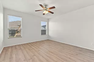 1025 Doe Meadow Dr, Fort Worth, TX 76028 - Photo 21