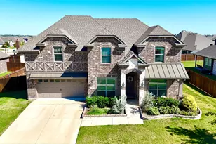 602 Dean Box Dr, Waxahachie, TX 75165 - Photo 1