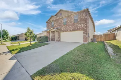 305 Frio Pass Trail, Fort Worth, TX 76052 - Photo 3