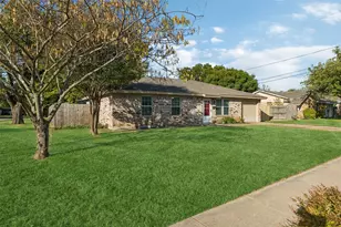 501 NW Renfro St, Burleson, TX 76028 - Photo 1