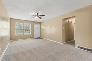 501 NW Renfro St, Burleson, TX 76028 - Photo 7