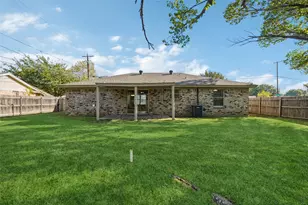 501 NW Renfro St, Burleson, TX 76028 - Photo 31