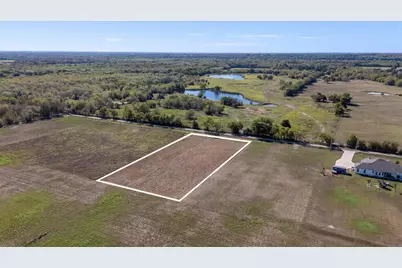 784 County Road 1021, Wolfe City, TX 75496 - Photo 25