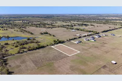 784 County Road 1021, Wolfe City, TX 75496 - Photo 13