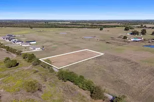 784 Co Rd 1021, Wolfe City, TX 75496 - Photo 1