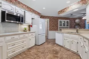 6911 Brentfield Dr, Dallas, TX 75248 - Photo 17