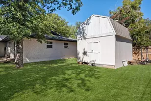 1012 Keith Dr, Hurst, TX 76053 - Photo 37