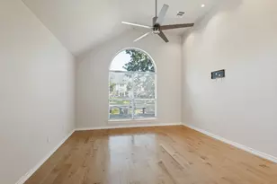 2237 Wembley Wood Ln, Bedford, TX 76022 - Photo 11