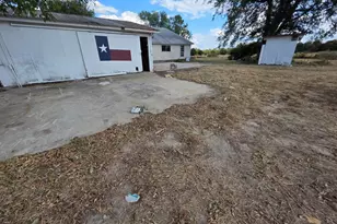 1917 Co Rd 1144, Miller Grove, TX 75472 - Photo 21