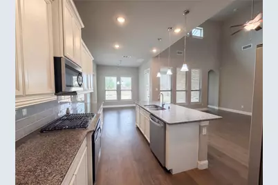 11224 Dusty Trail Court, Flower Mound, TX 76262 - Photo 7