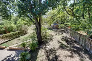 403 Johnson St, Terrell, TX 75160 - Photo 39