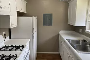 1121 Jameson St, Weatherford, TX 76086 - Photo 5
