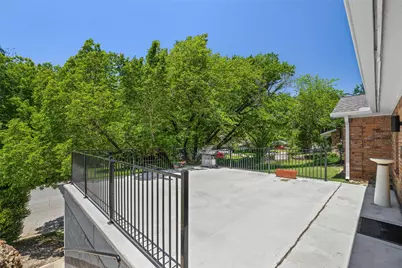 3905 Driskell Boulevard, Fort Worth, TX 76107 - Photo 3