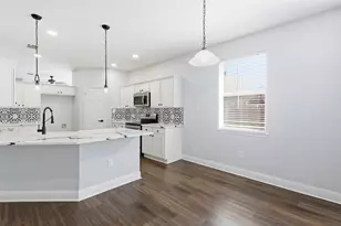 315 Londonderry Ln, Mansfield, TX 76063 - Photo 7