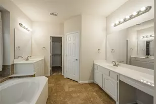 1442 Wellesley Dr, Lewisville, TX 75067 - Photo 15