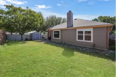 1004 Cedarbrook Circle, Grand Prairie, TX 75052 - Photo 27