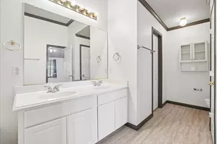1004 Cedarbrook Circle, Grand Prairie, TX 75052 - Photo 27