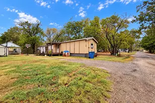 708 Lincoln St, Campbell, TX 75422 - Photo 3