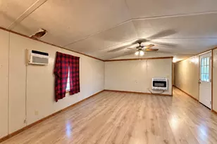 708 Lincoln St, Campbell, TX 75422 - Photo 11