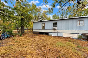 708 Lincoln St, Campbell, TX 75422 - Photo 31