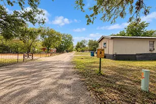 708 Lincoln St, Campbell, TX 75422 - Photo 1