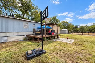 708 Lincoln St, Campbell, TX 75422 - Photo 29