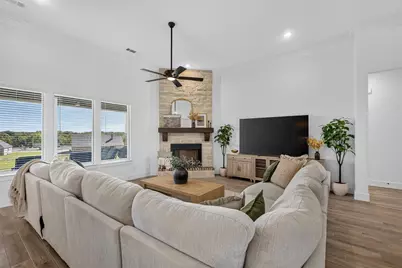 813 Valley Ridge Road, Van Alstyne, TX 75495 - Photo 9