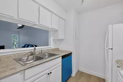 6050 Melody Lane #227, Dallas, TX 75231 - Photo 7