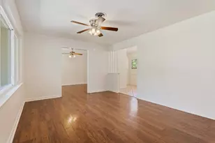 1319 Royal Oaks Dr, Waco, TX 76710 - Photo 7