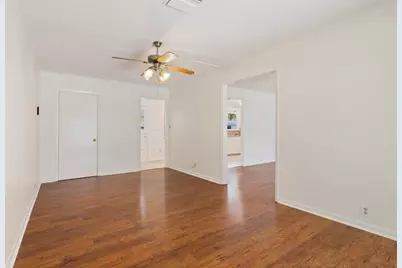 1319 Royal Oaks Drive, Waco, TX 76710 - Photo 9