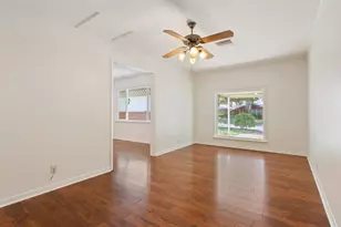 1319 Royal Oaks Dr, Waco, TX 76710 - Photo 11