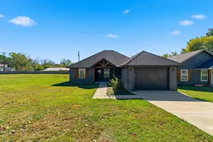 612 W Coffin St, Denison, TX 75020 - Photo 23