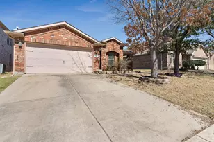2685 Calmwater Dr, Little Elm, TX 75068 - Photo 3