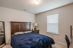 5632 Shore Point Trl, Fort Worth, TX 76119 - Photo 13