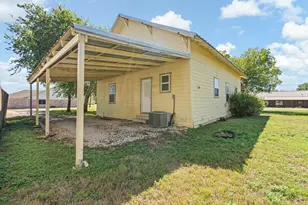 209 E Allen Ave, Godley, TX 76044 - Photo 29