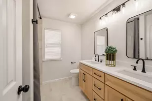 7833 Harvest Hill Rd, North Richland Hills, TX 76182 - Photo 31