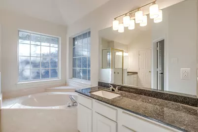 1502 Shadow Run, Weatherford, TX 76086 - Photo 19