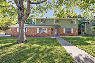 1002 Hickory St, Irving, TX 75060 - Photo 1