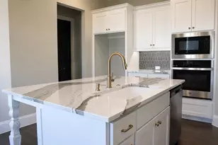 305 Sunset Ln, Fort Worth, TX 76114 - Photo 5