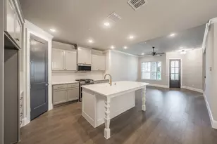 305 Sunset Ln, Fort Worth, TX 76114 - Photo 11