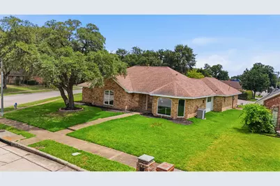 3718 Thornhill Way, Rowlett, TX 75088 - Photo 7